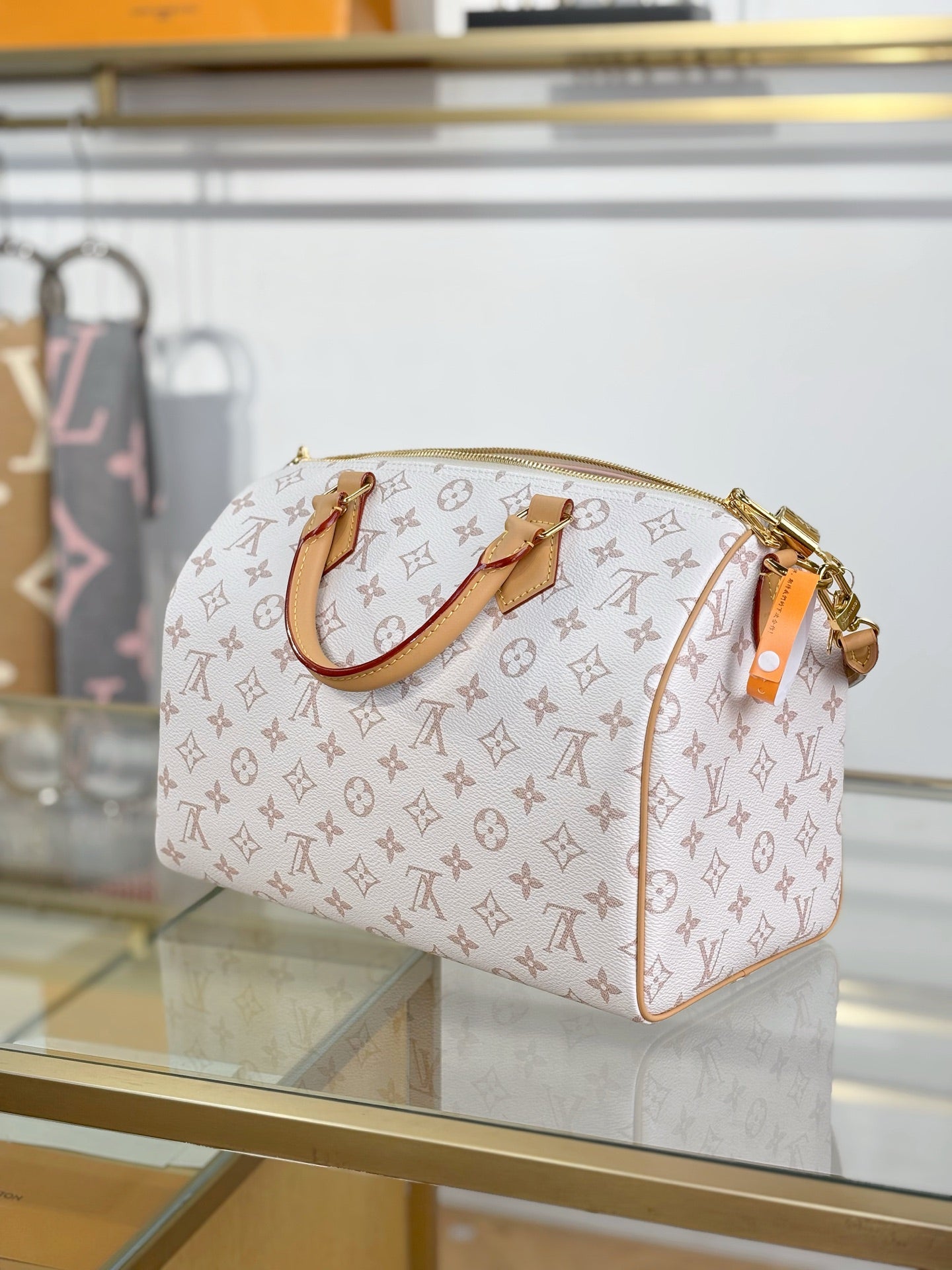 路L家-M15108 SPEEDY SOFT 30 LUCKY手袋-白花