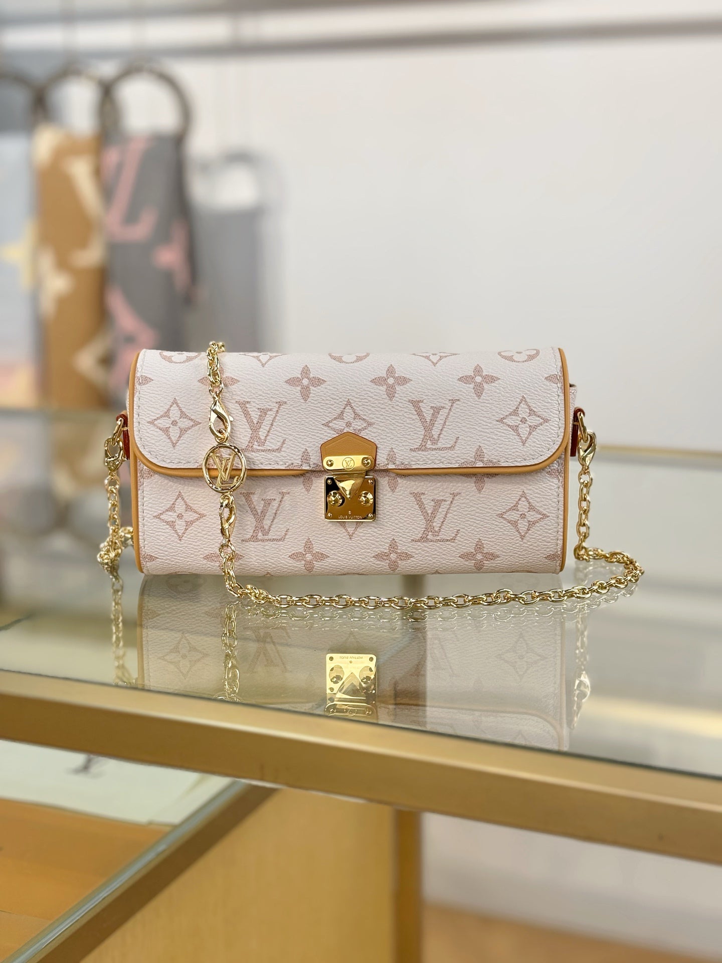路L家-M26583 POCHETTE CAMILLE手袋包-白色老花