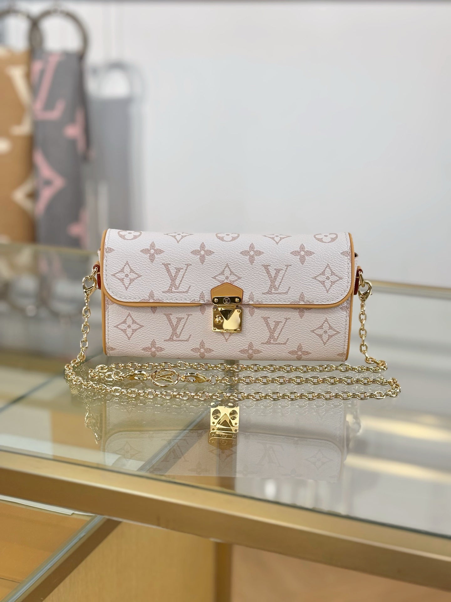 路L家-M26583 POCHETTE CAMILLE手袋包-白色老花