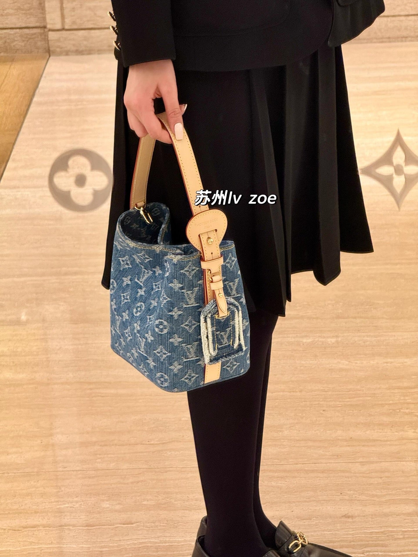 路L家-M28107 ALL IN BB 手袋 牛仔藍色
