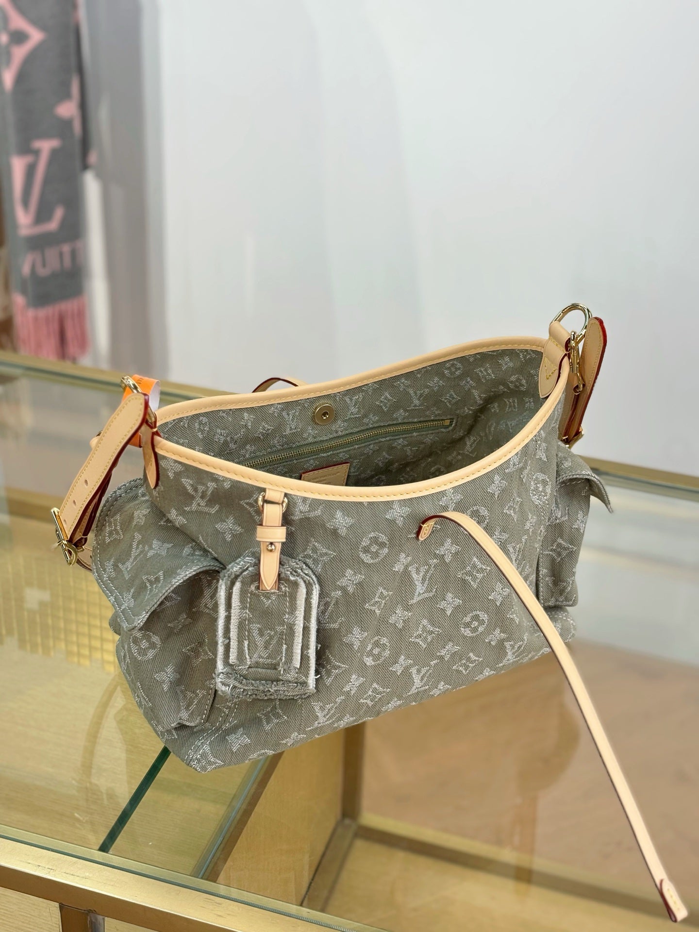 路L家-M27623 CARRYALL CARGO 小號 手袋 抹茶綠