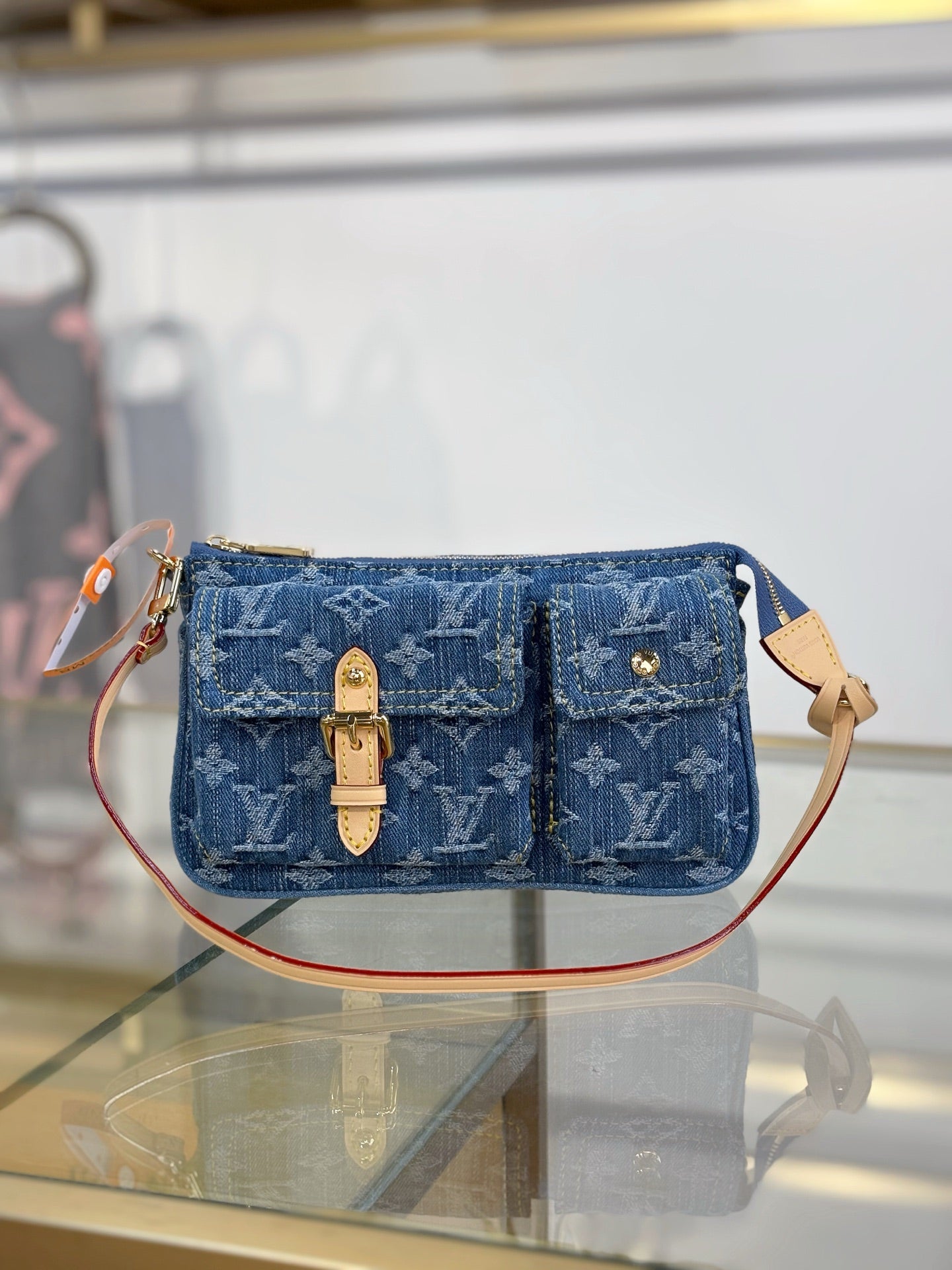路L家-M27602 POCHETTE ACCESSOIRE CARGO 手袋 牛仔藍色