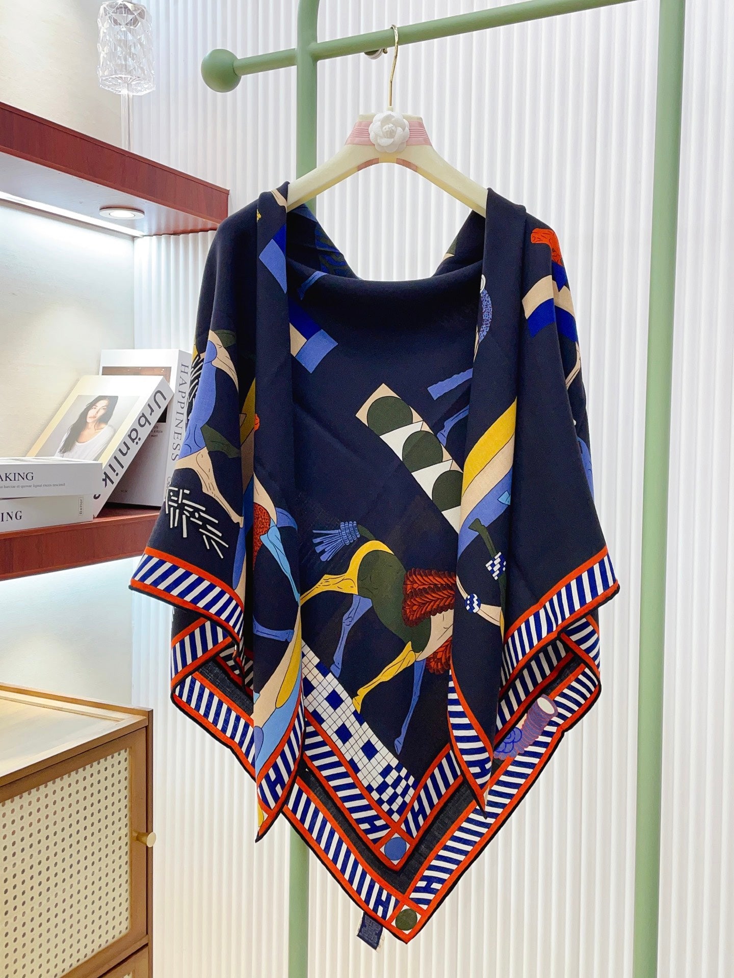 小愛款-雙面同色絲毛 140cm*140cm 70%羊絨+30％真絲