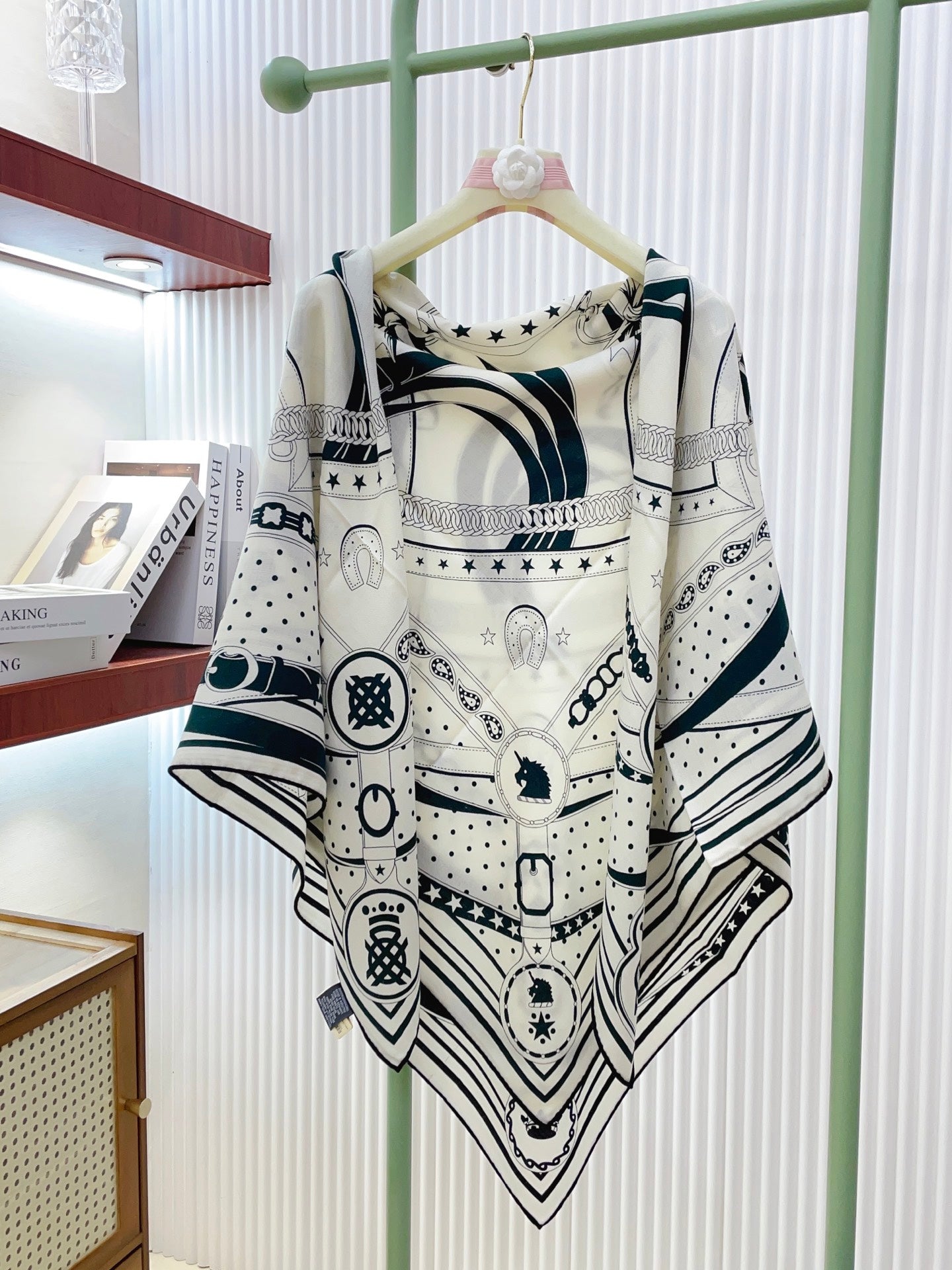 小愛款-雙面異色 140cm*140cm 羊絨方巾