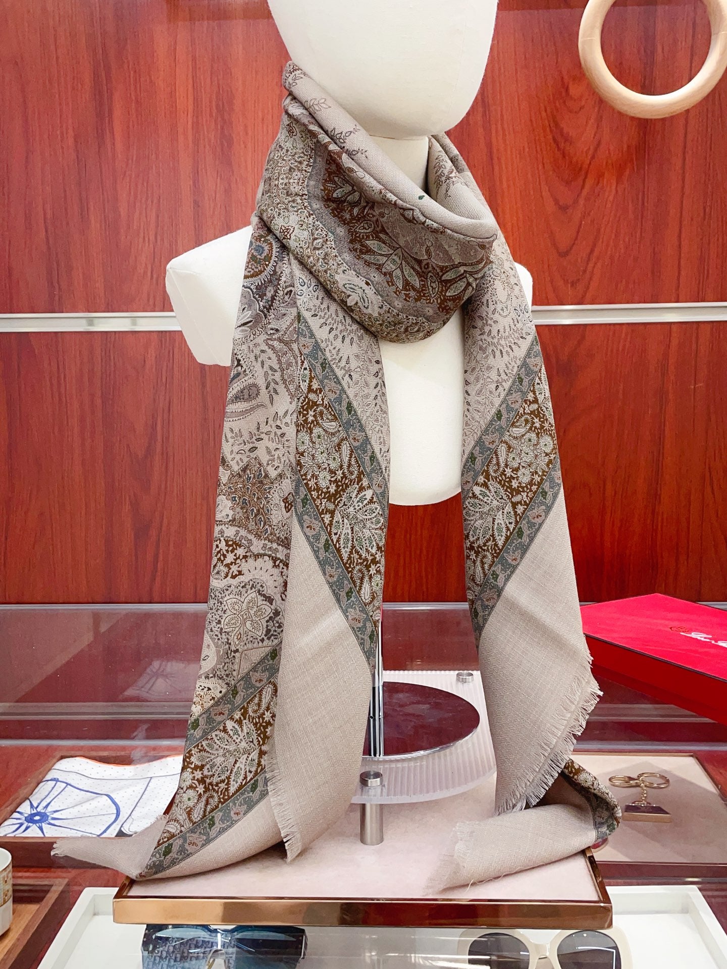 L-Piana-肌理紋羊絨圍巾 140*140cm 70%羊絨30%真絲