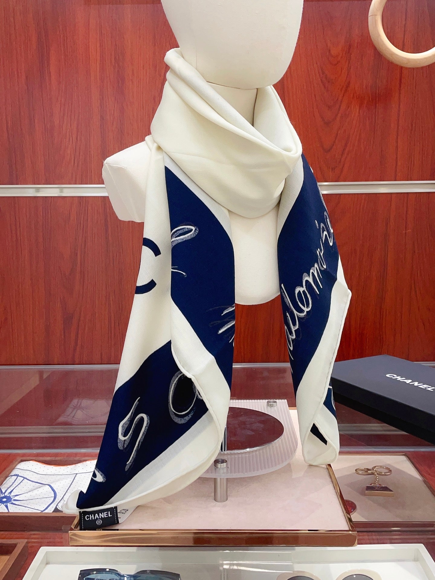 小香家-雙面同色絲毛 140cm*140cm 羊絨方巾