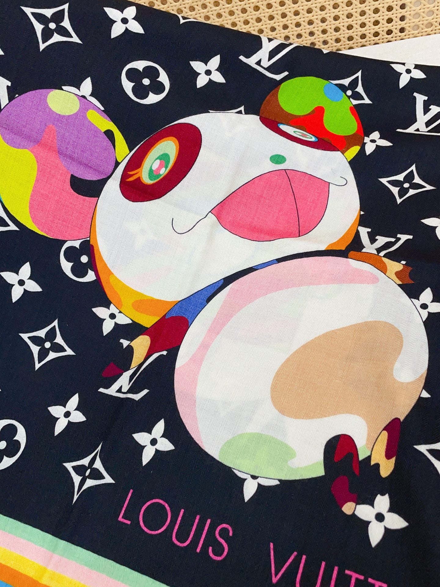 路L家-雙面同色絲毛 140cm*140cm 羊絨方巾