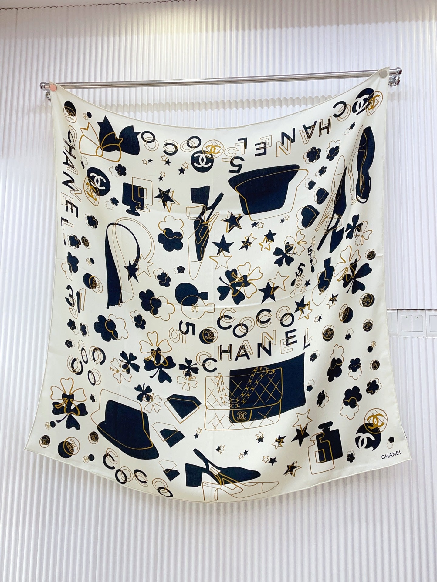小香家-雙面同色絲毛 140cm*140cm 羊絨方巾