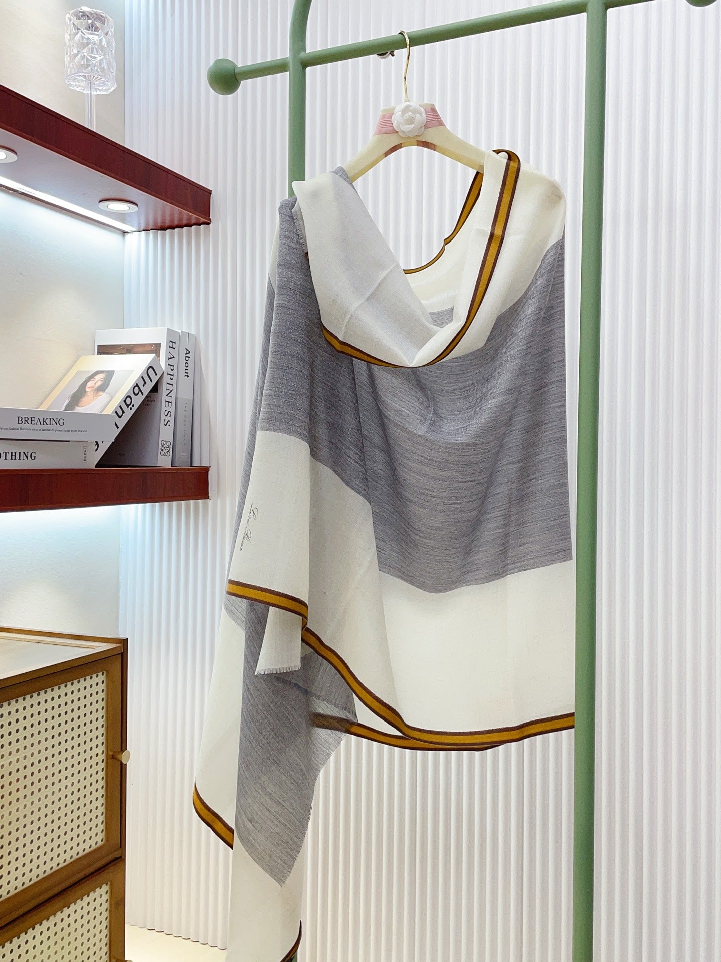 L-Piana-純色條邊長巾 200*100cm 100%進口純羊絨
