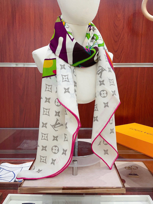路L家-雙面同色羊絨方巾 140cm*140cm