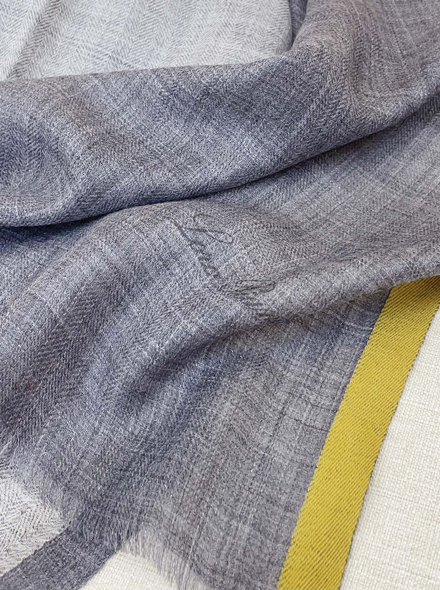 L-Piana-格純色豎條紋長巾 200*100cm 進口純羊絨