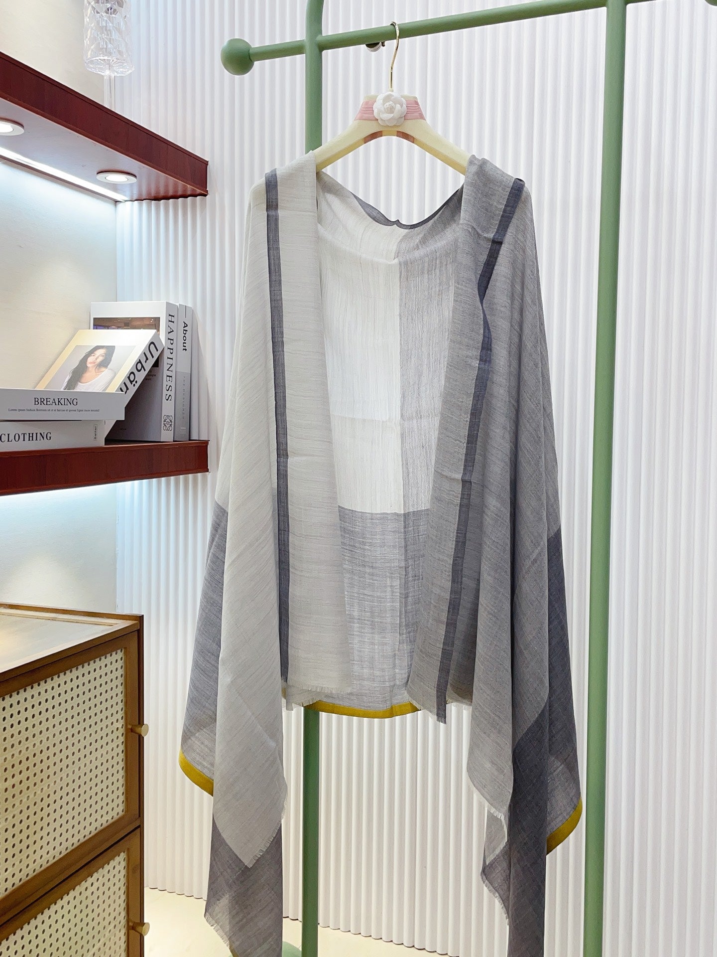 L-Piana-格純色豎條紋長巾 200*100cm 進口純羊絨