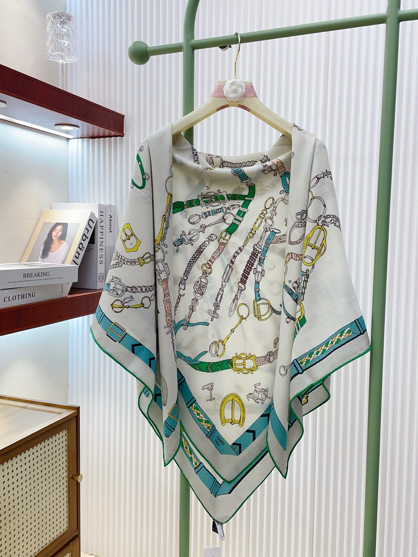 小愛款-雙面同色 140cm*140cm 羊絨方巾