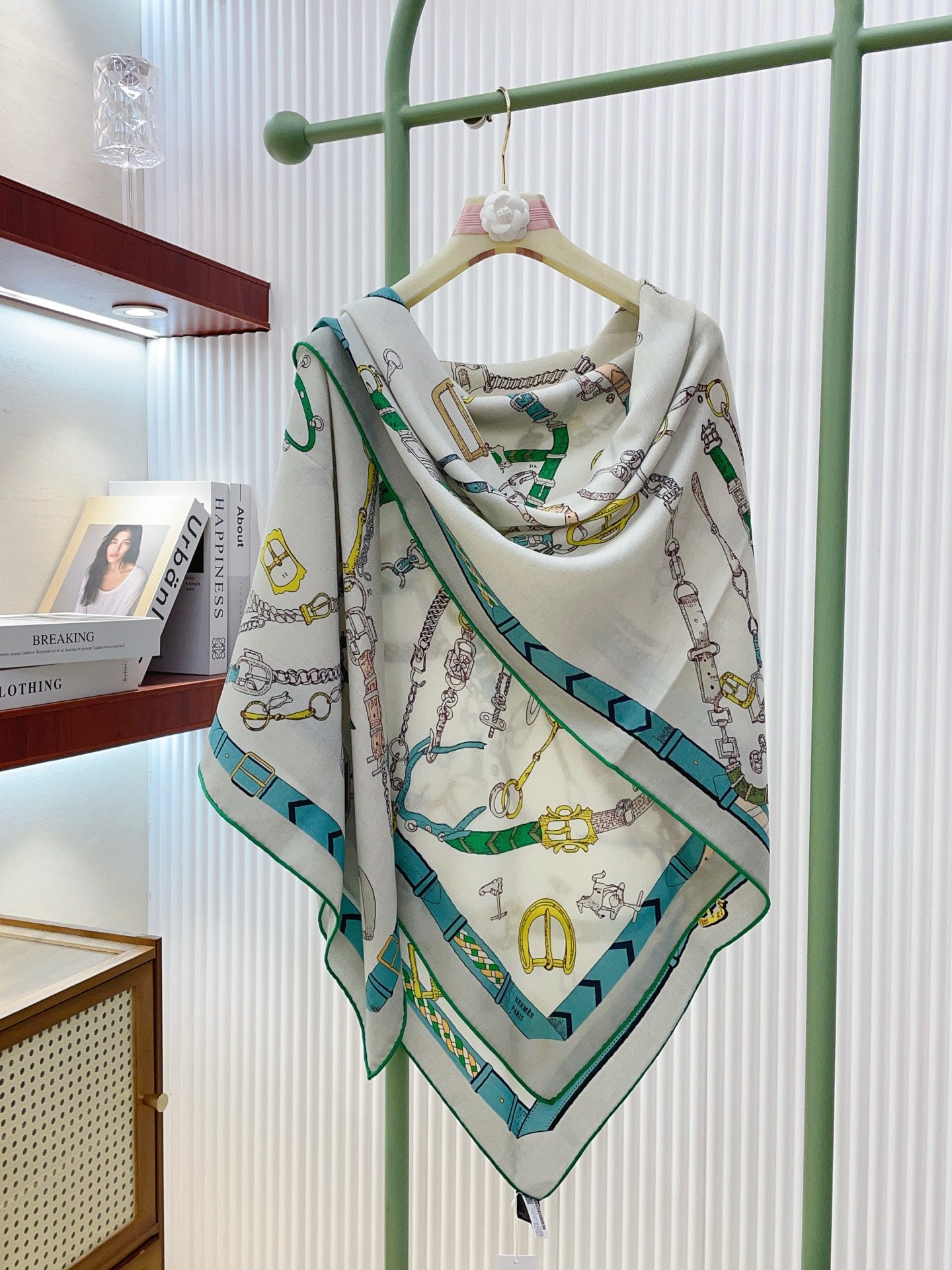 小愛款-雙面同色 140cm*140cm 羊絨方巾