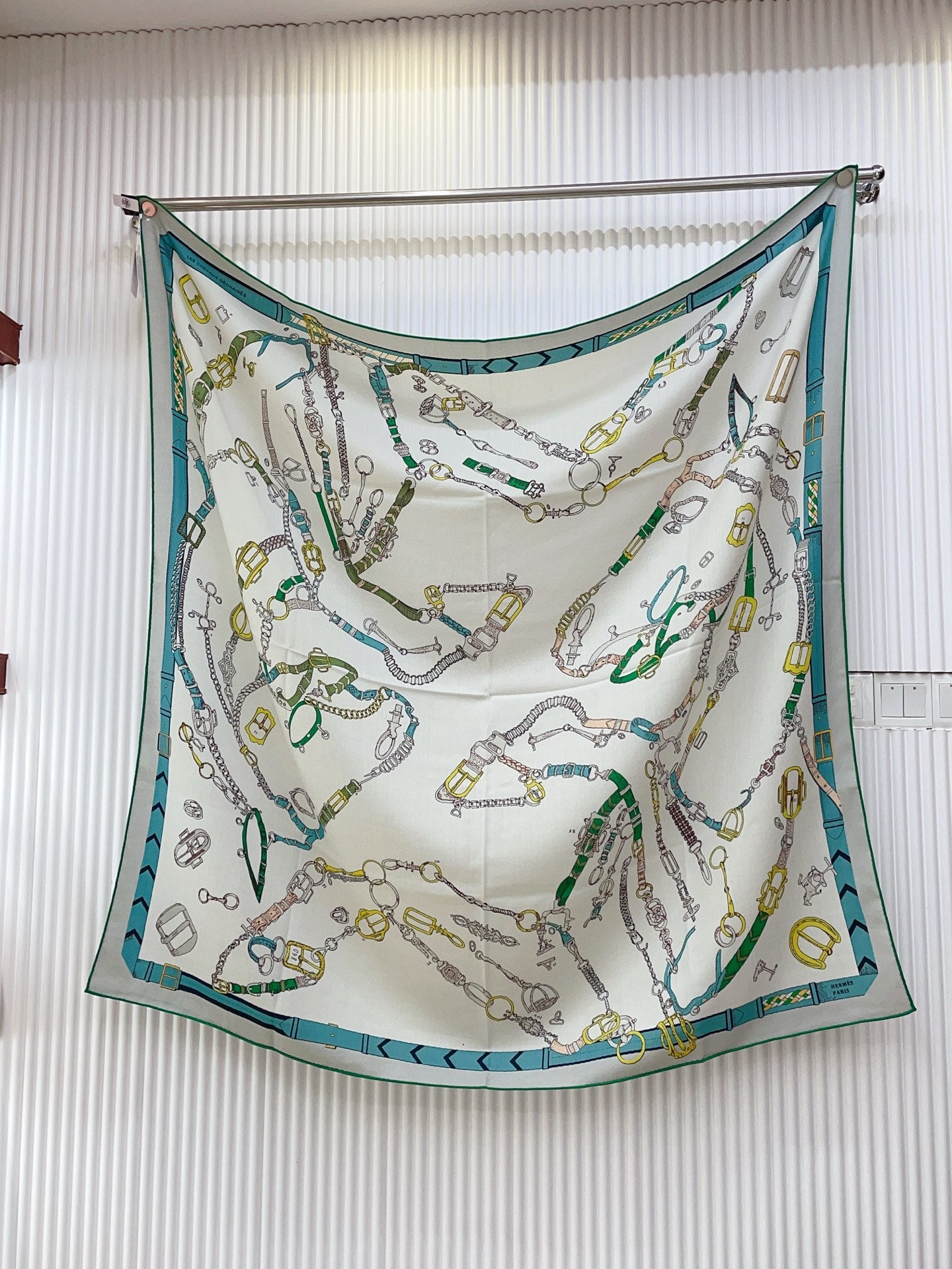 小愛款-雙面同色 140cm*140cm 羊絨方巾