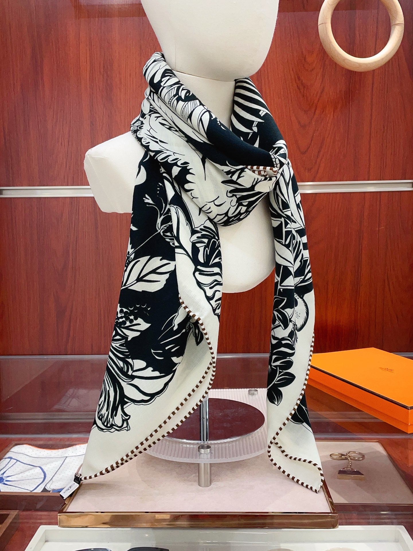 小愛款-雙面異色羊絨方巾 140cm*140cm 70%羊絨+30％真絲