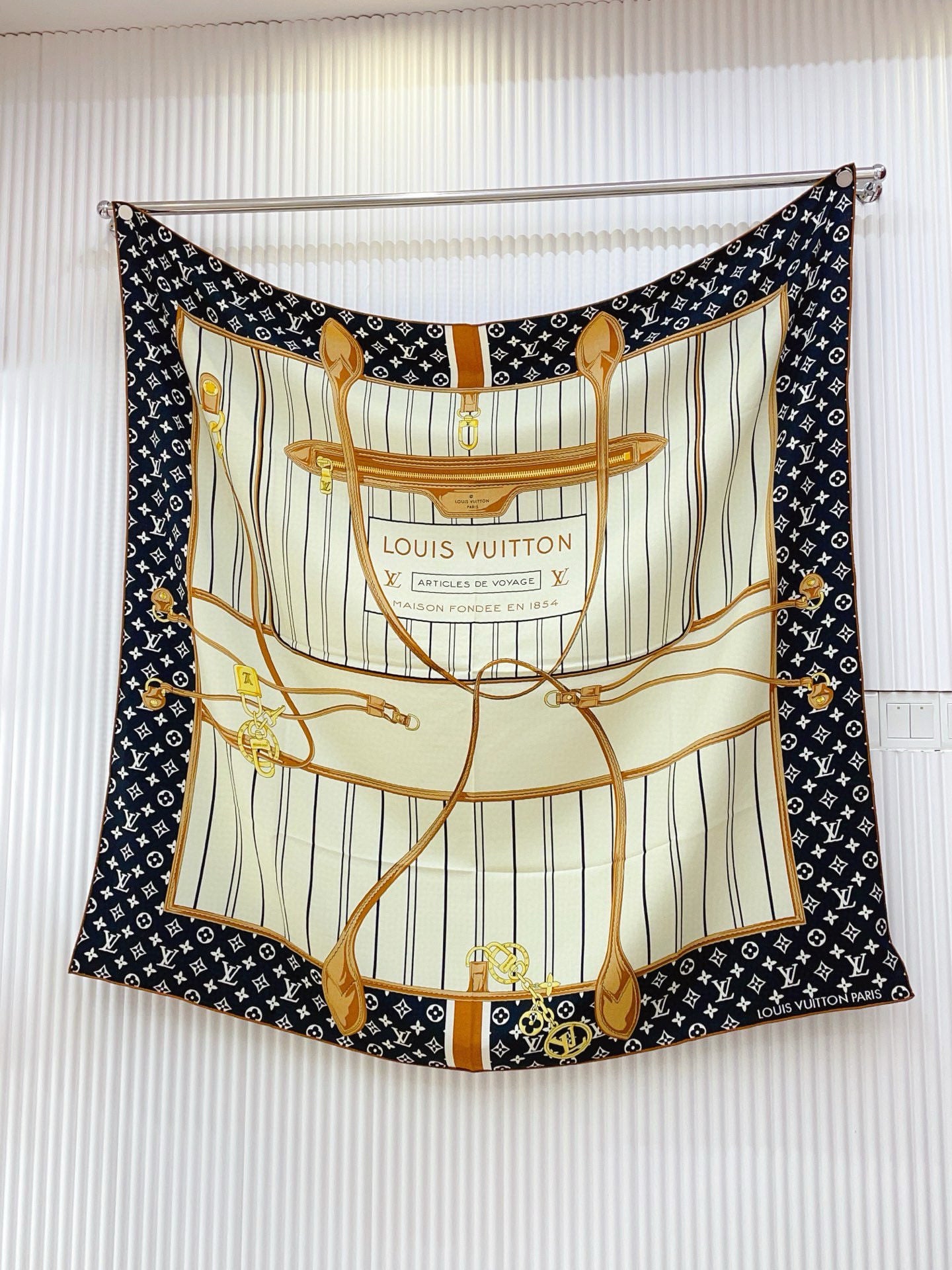 路L家-雙面同色羊絨方巾 140cm*140cm