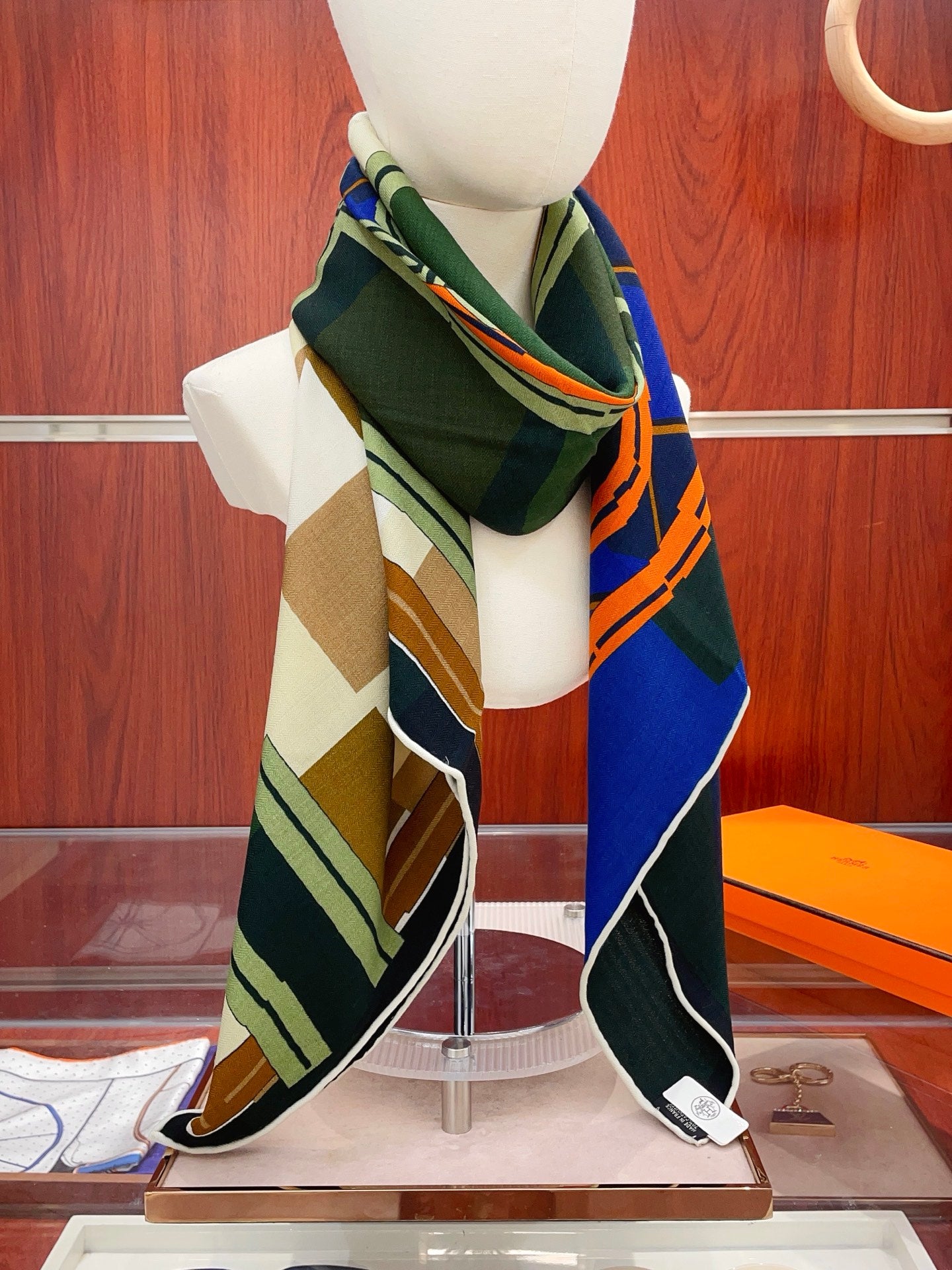 小愛款-雙面同色 140cm*140cm 羊絨方巾