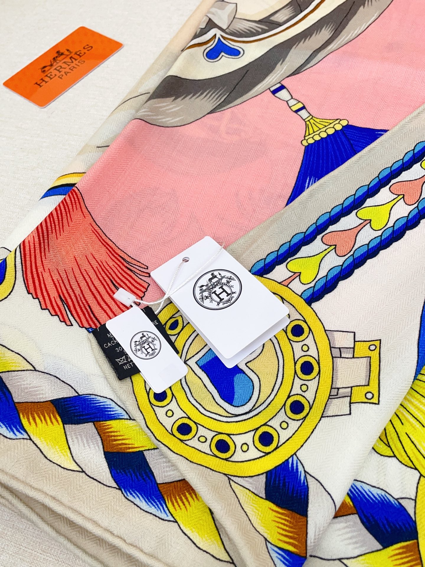 小愛款-雙面同色絲毛 140cm*140cm 羊絨方巾