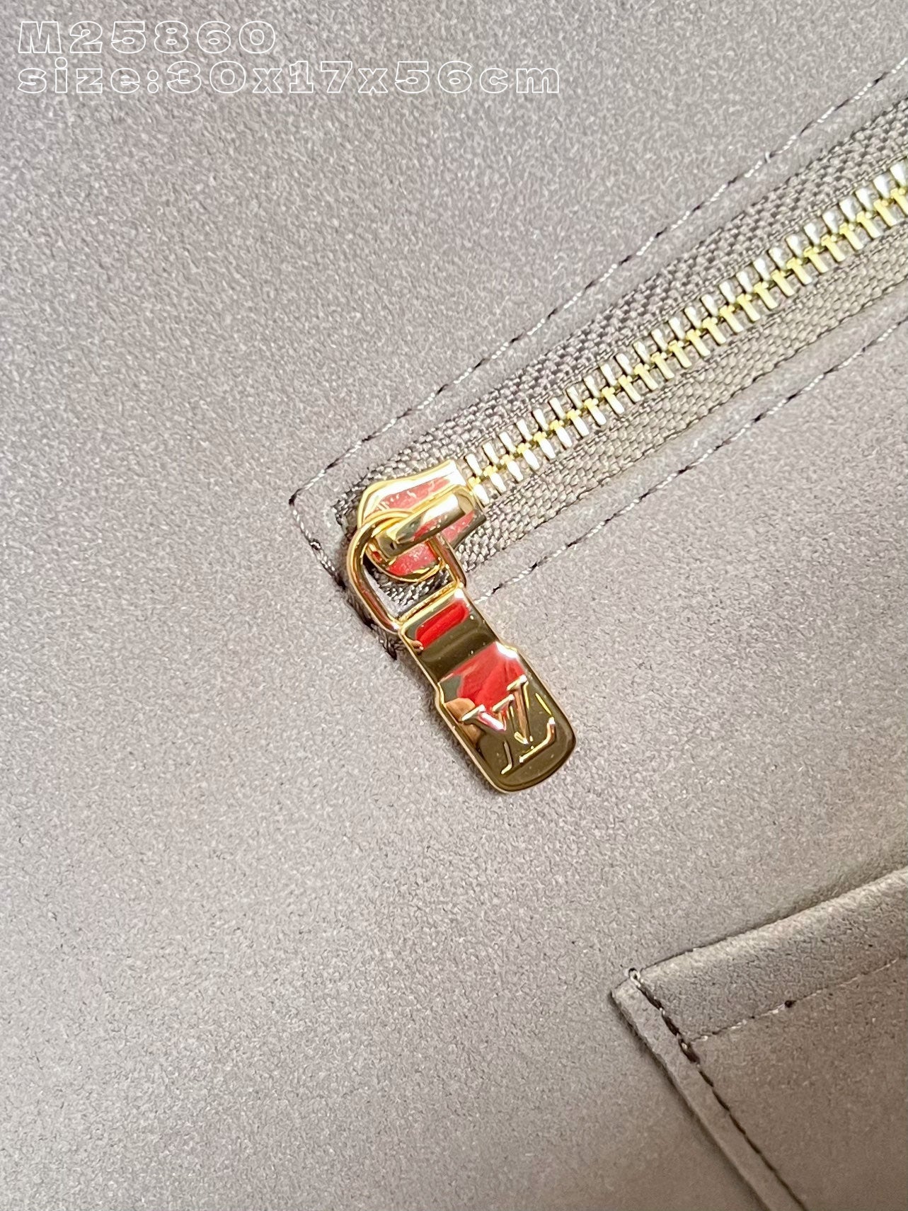 路L家-M25889 中型托特包