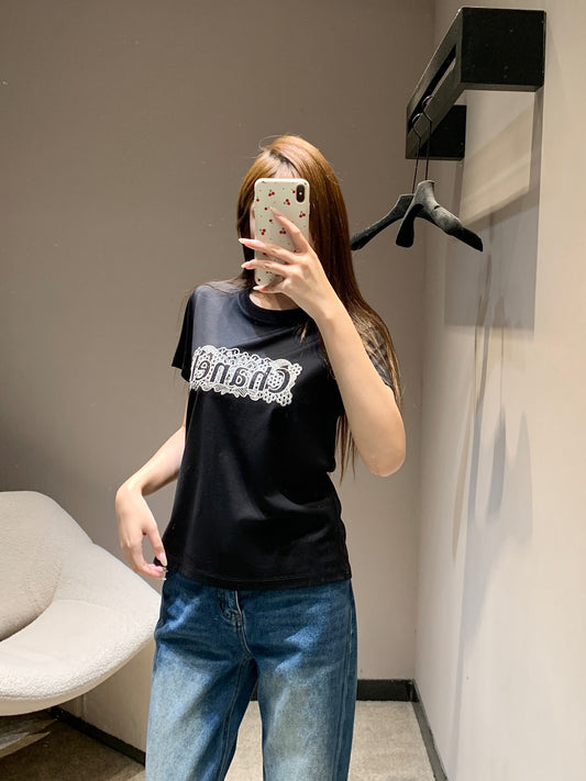 小香家-26早春新款字母刺繡T 白色