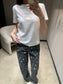 小香家- 26毛巾繡logo圓領短袖T 白色