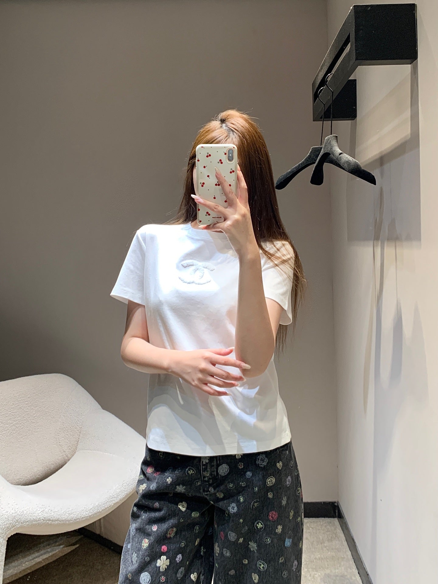 小香家- 26毛巾繡logo圓領短袖T 白色