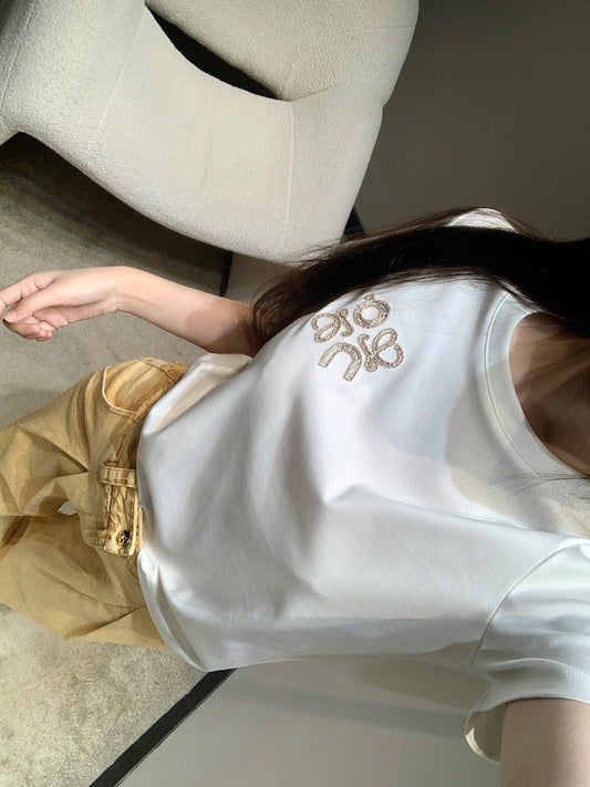 羅L家- 26Ss早春新款logo刺繡圓領短袖T 白