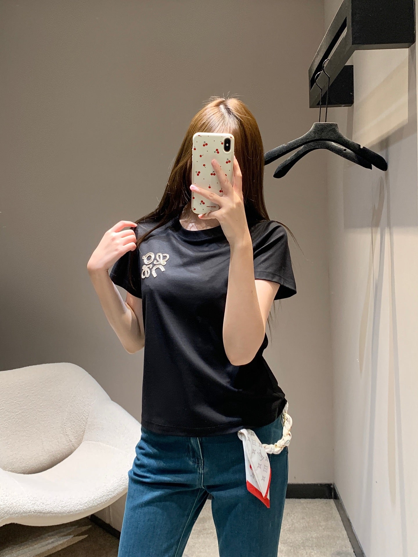 羅L家- 26Ss早春新款logo刺繡圓領短袖T 黑