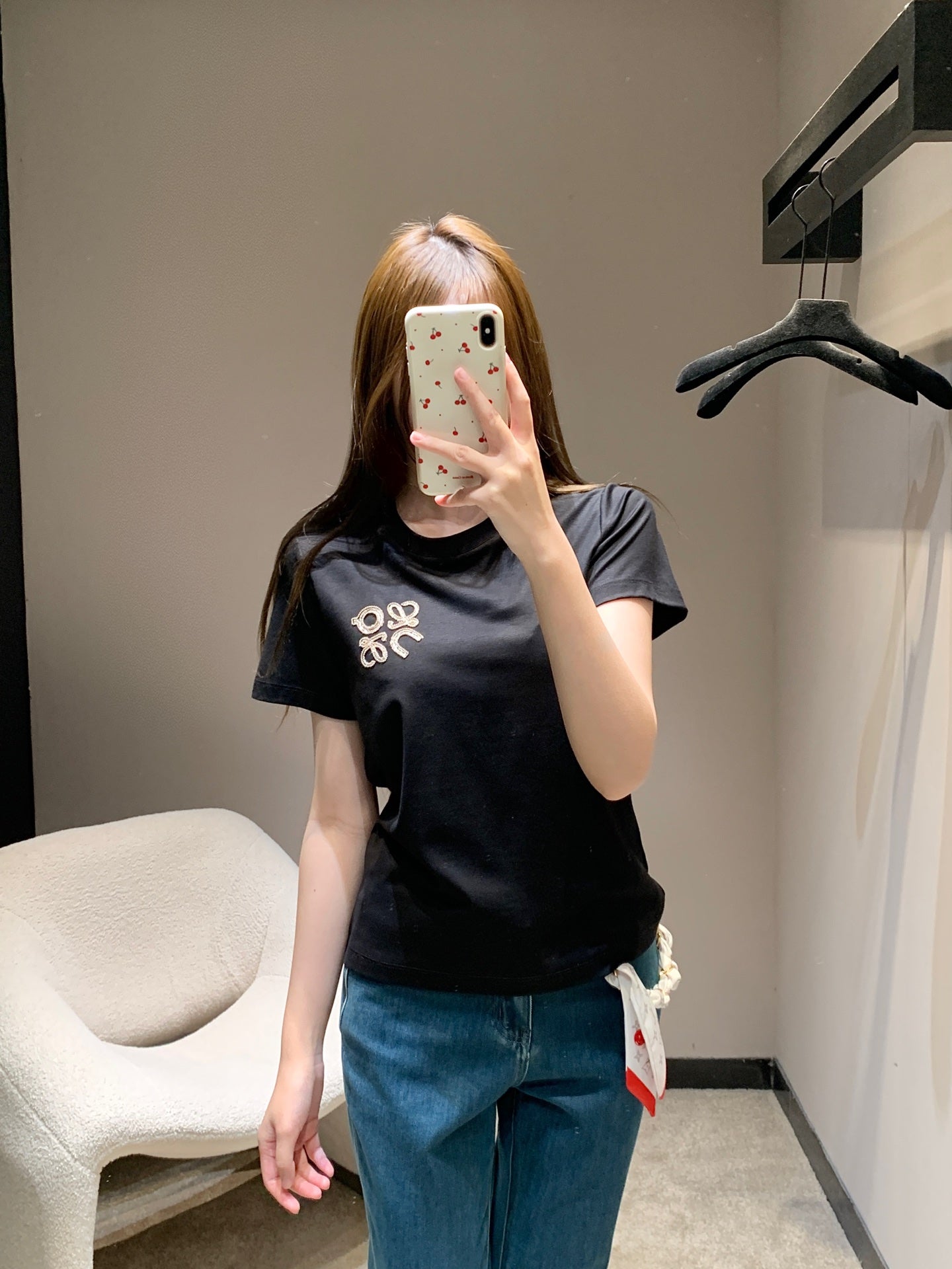 羅L家- 26Ss早春新款logo刺繡圓領短袖T 黑