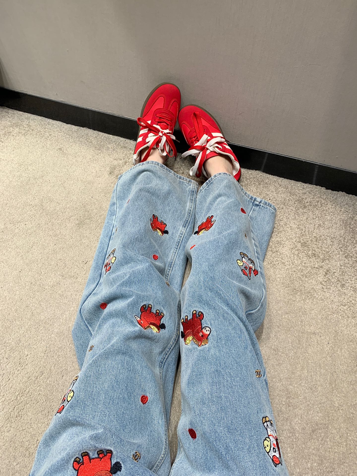 小香家-小馬刺繡牛仔褲