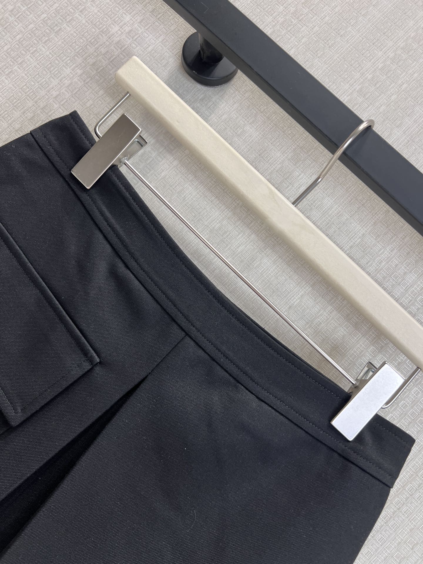 路L家-26SS早春新款鎖扣口袋羊毛半裙
