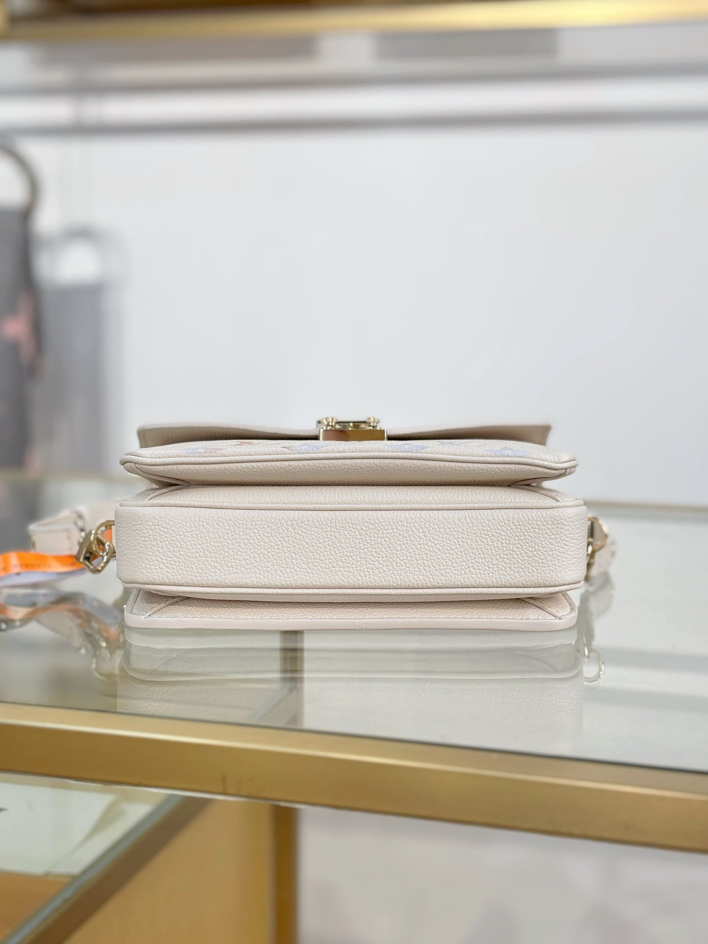 路L家-M25682 POCHETTE MÉTIS EAST WEST 手袋包-
