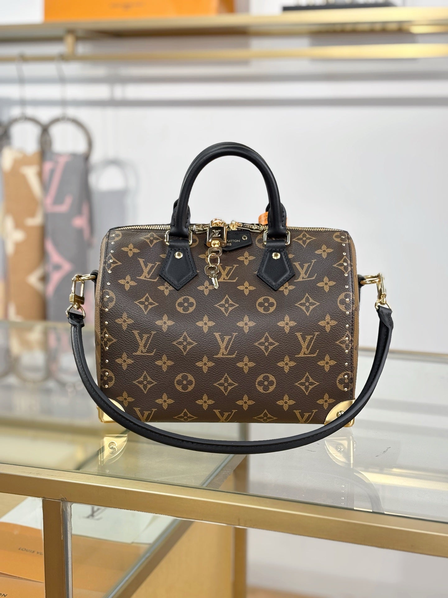 路L家-M26181 SPEEDY TRUNK 25手袋
