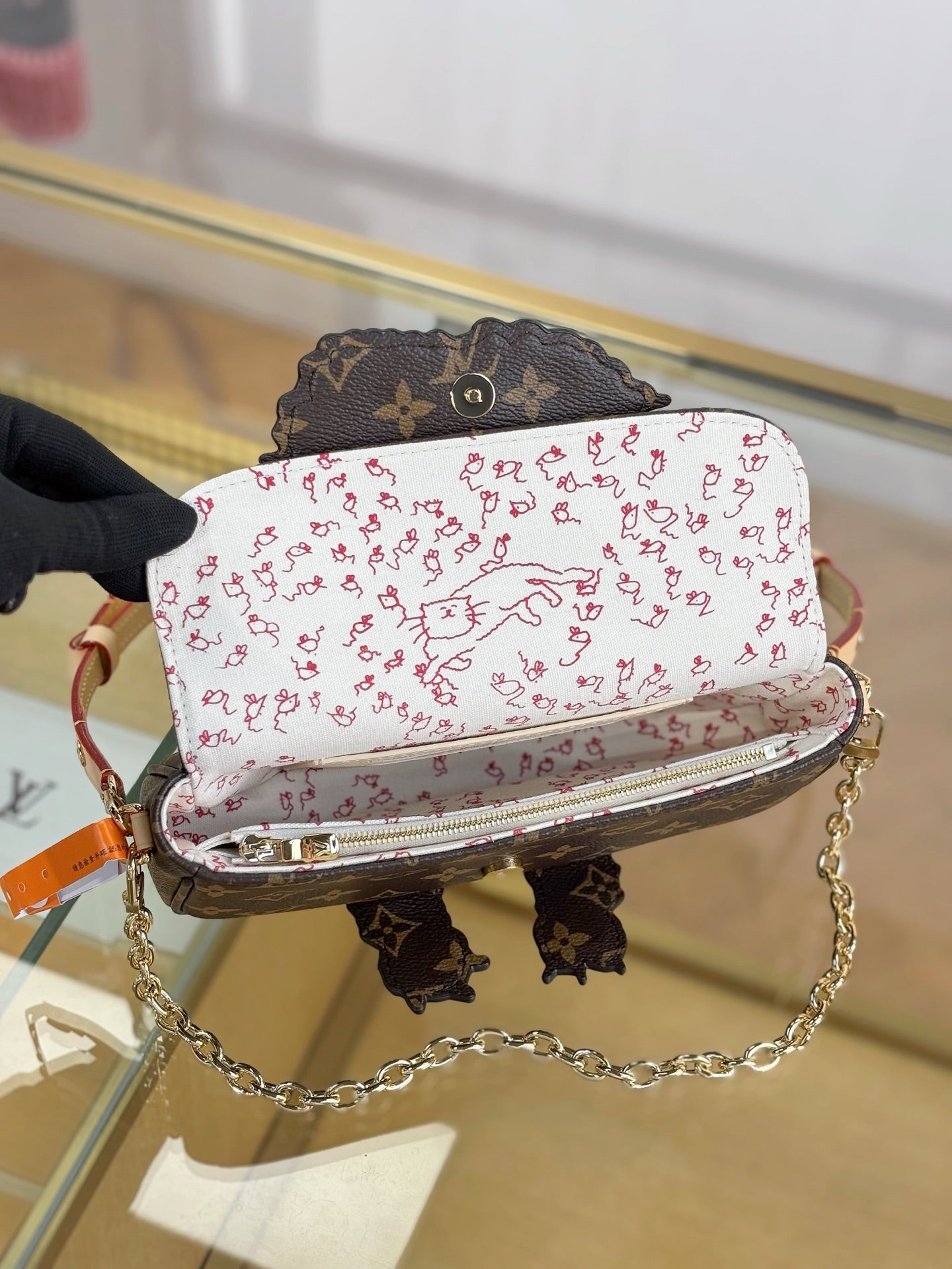 路L家-M15148 WALLET ON CHAIN IVY手袋