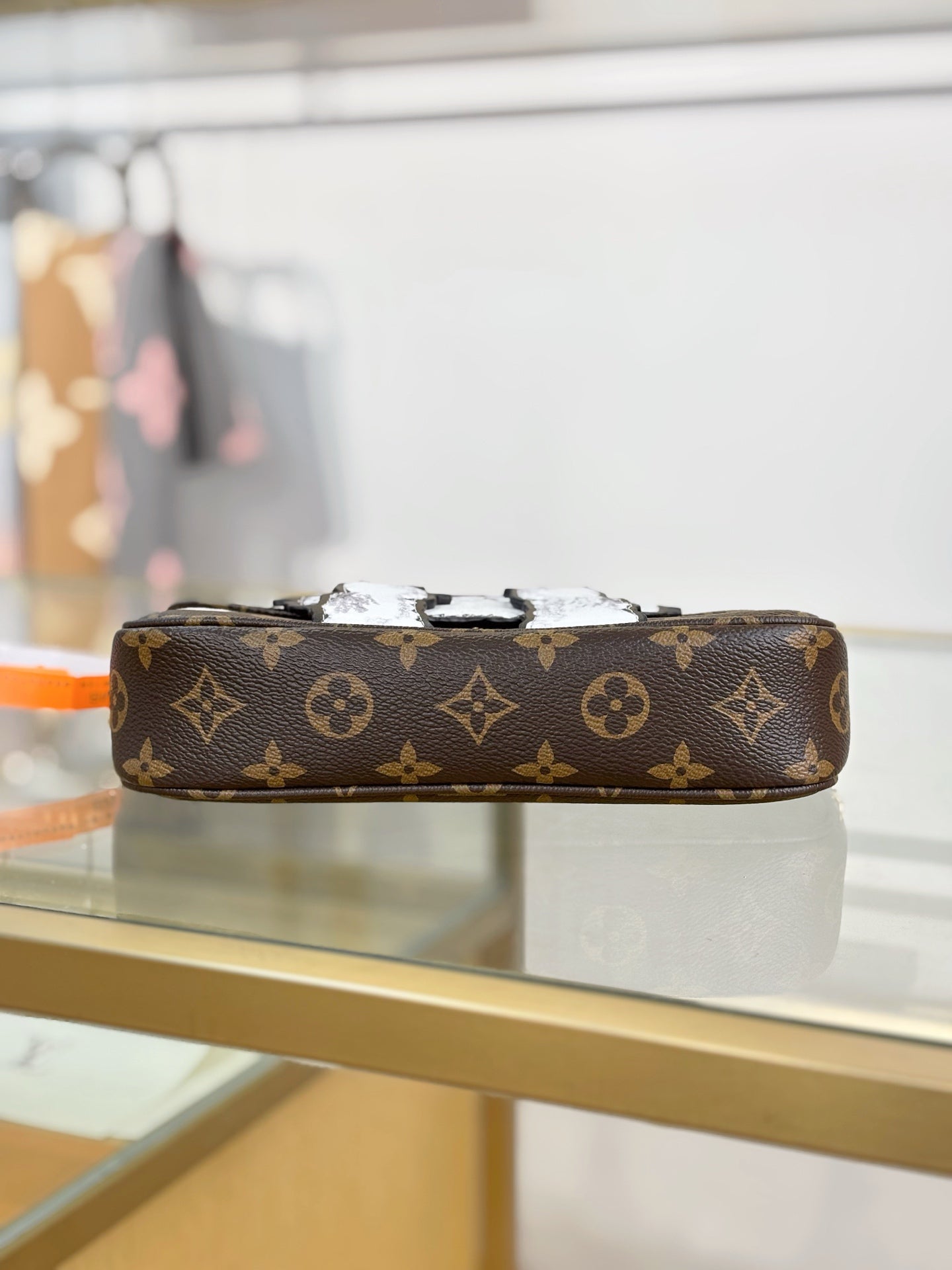 路L家-M15148 WALLET ON CHAIN IVY手袋