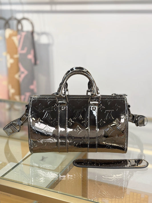 路L家-M26903 KEEPALL BANDOULIÈRE 25 手袋-銀色
