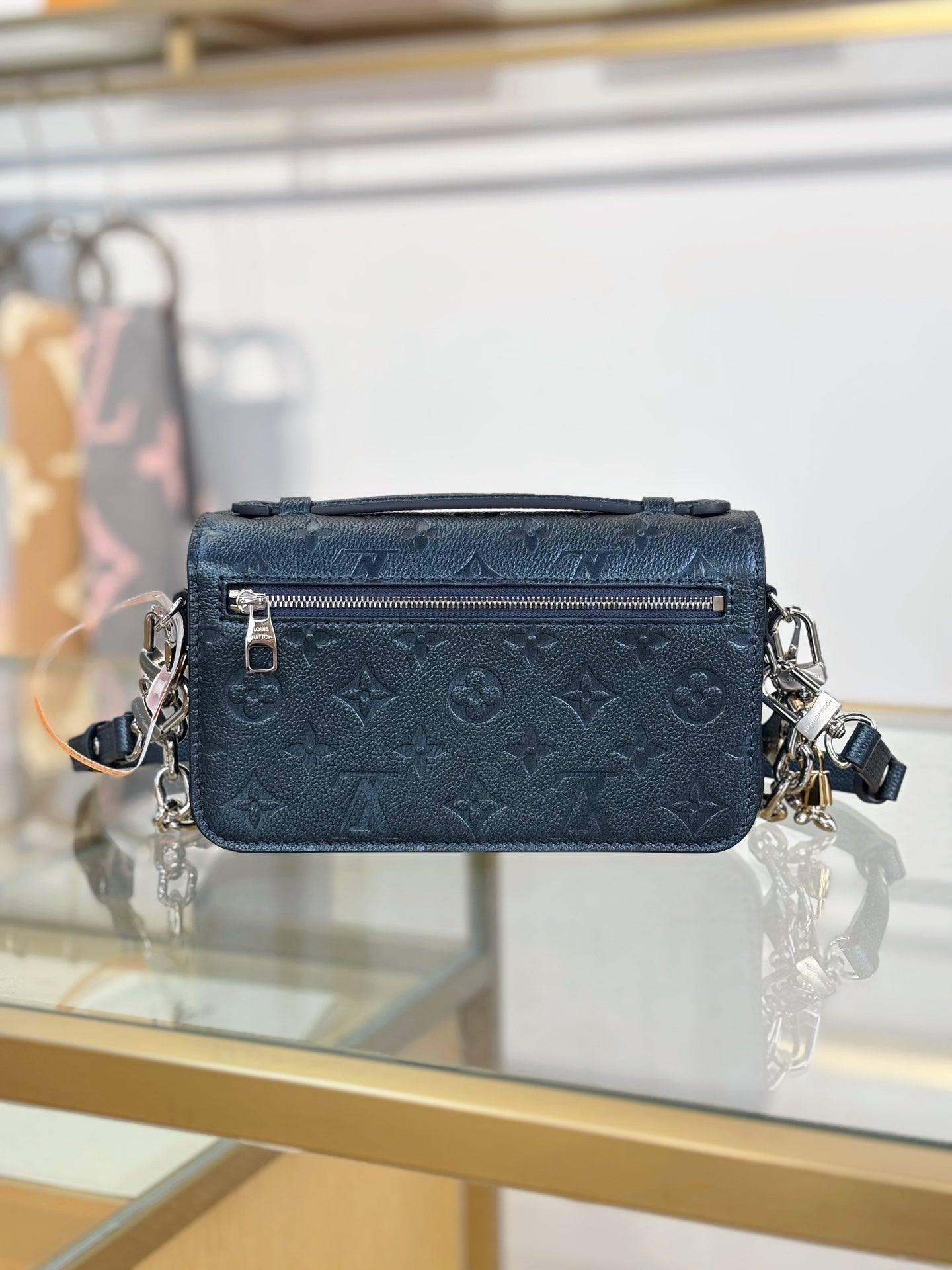 路L家-M26456 POCHETTE MÉTIS EAST WEST 手袋-珠光藍