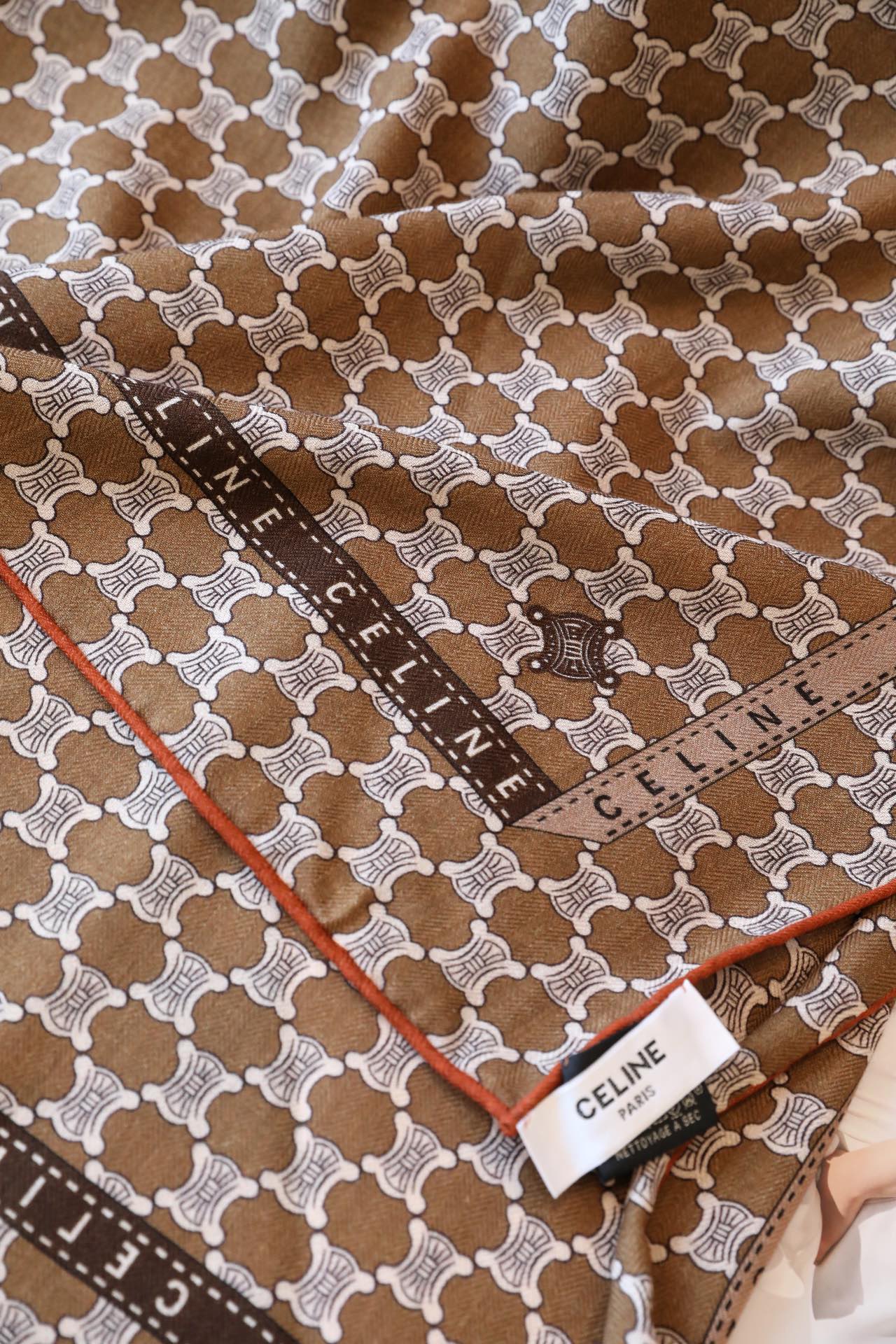 賽C家-頂級絲絨圍巾 65*185