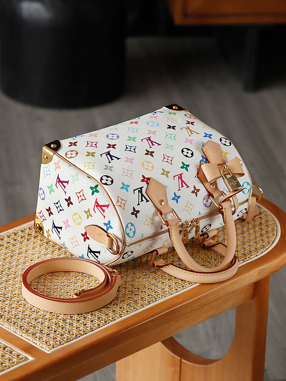 路L家-M13085 Speedy25-白三彩