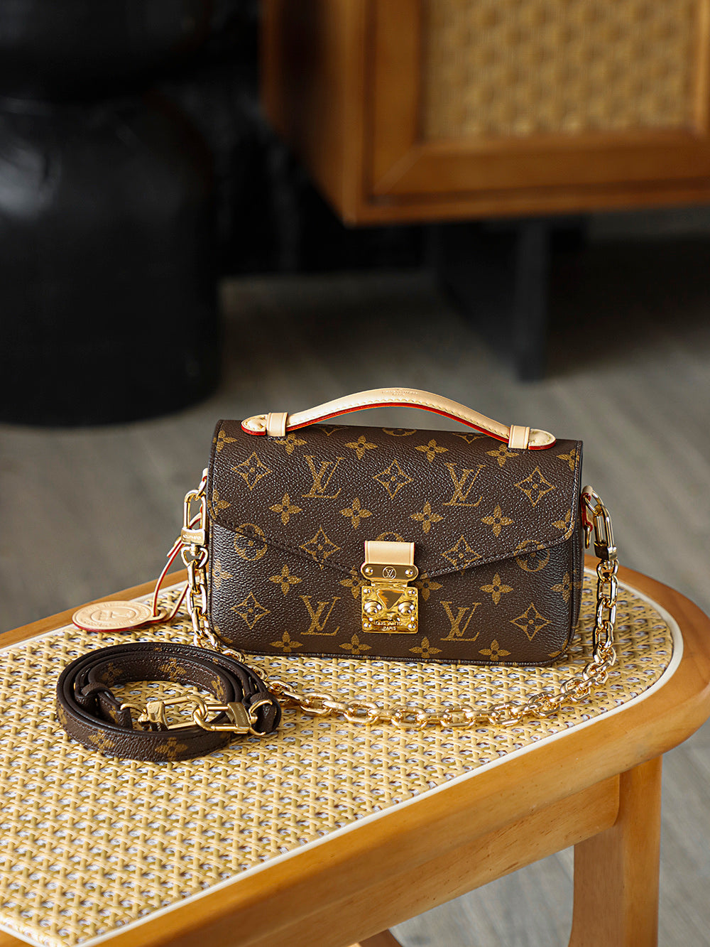 路L家-M46279 Pochette Métis信封式翻蓋-MINI小郵差包