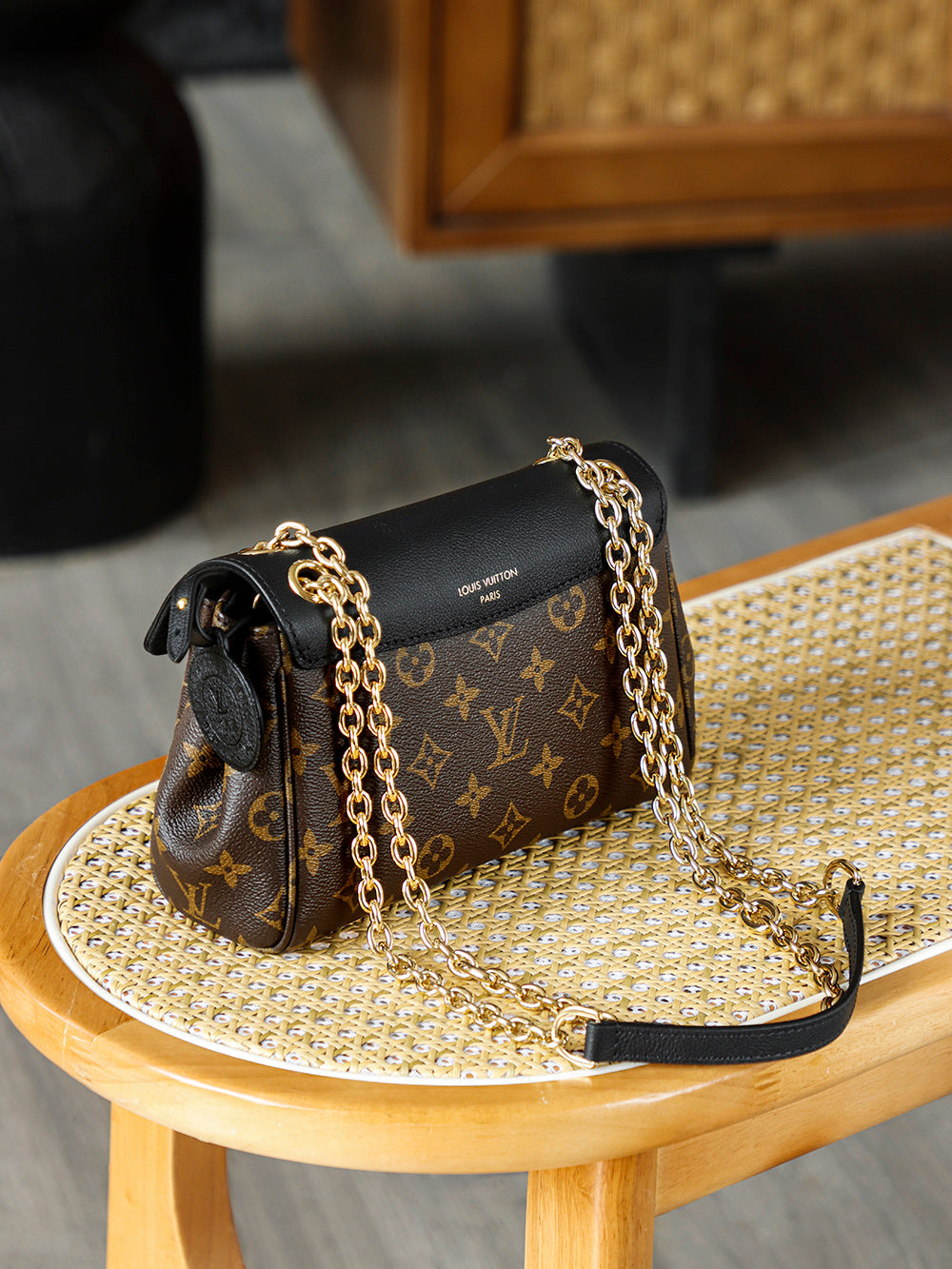 路L家-M26398 Sac Saint-Germain BB手袋 老花黑色