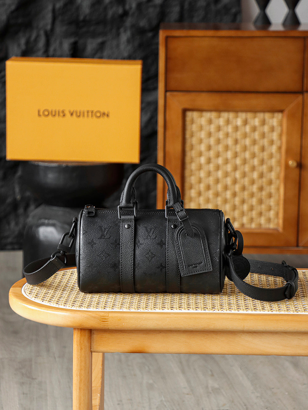 路L家-M28369 Keepall 25 午夜黑 男款包包