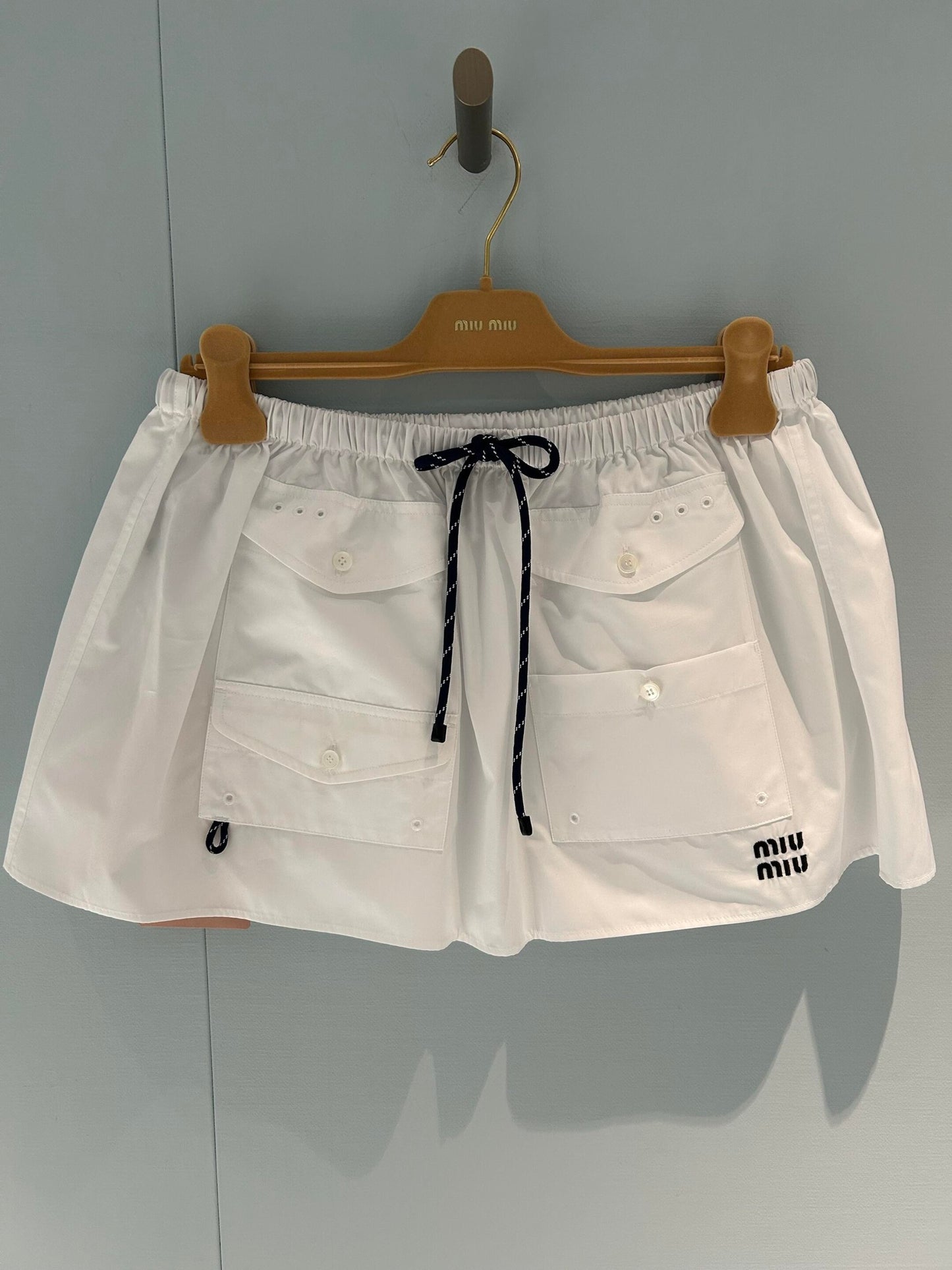 穆M家-春夏新品白色棉府綢工裝小短裙