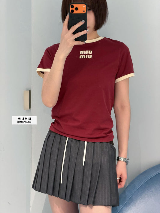 穆M家-26春夏系列撞色logo貼飾T 紅色