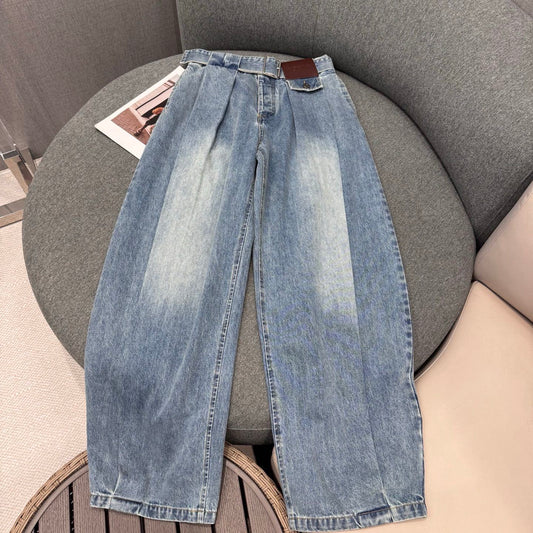 羅L家-26新品logo皮牌襉褶腰牛仔褲