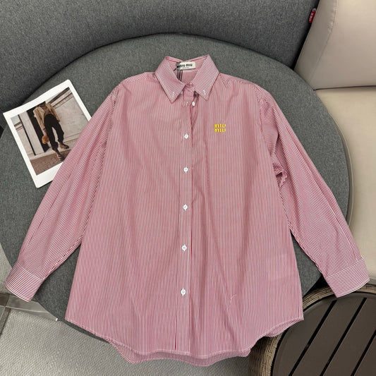 穆M家-26春夏系列紅條紋標誌刺繡男友風寬鬆襯衫