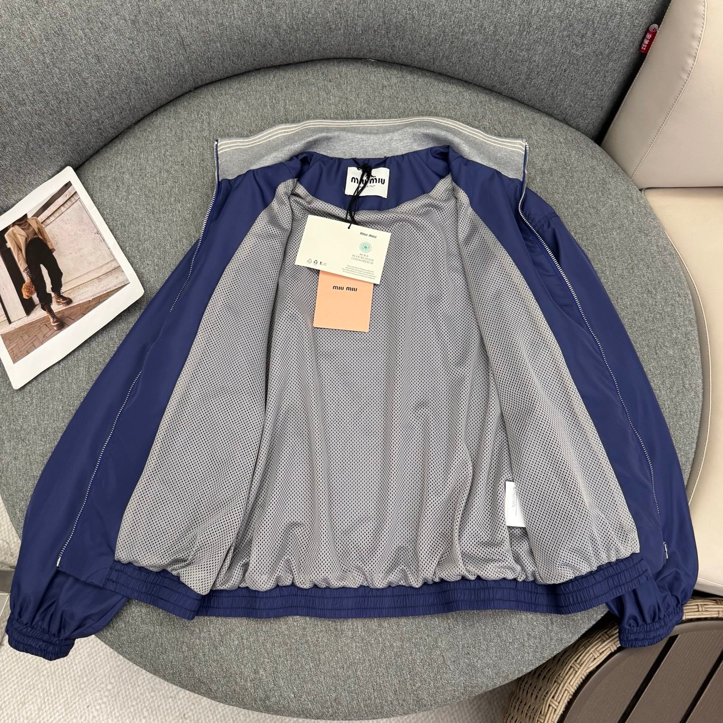 穆M家-26早春新品深藍色輕盈尼龍夾克
