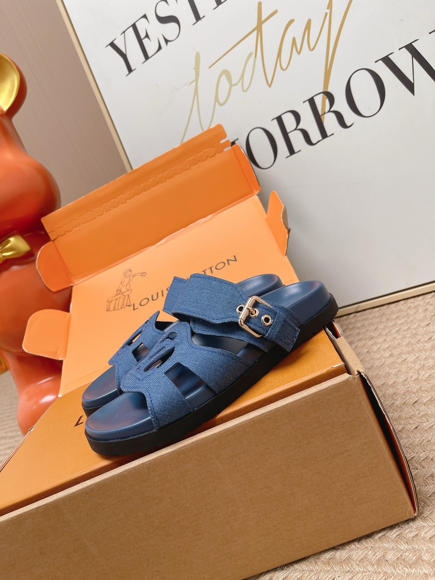 路L家-情侶款標誌拖鞋 藍色