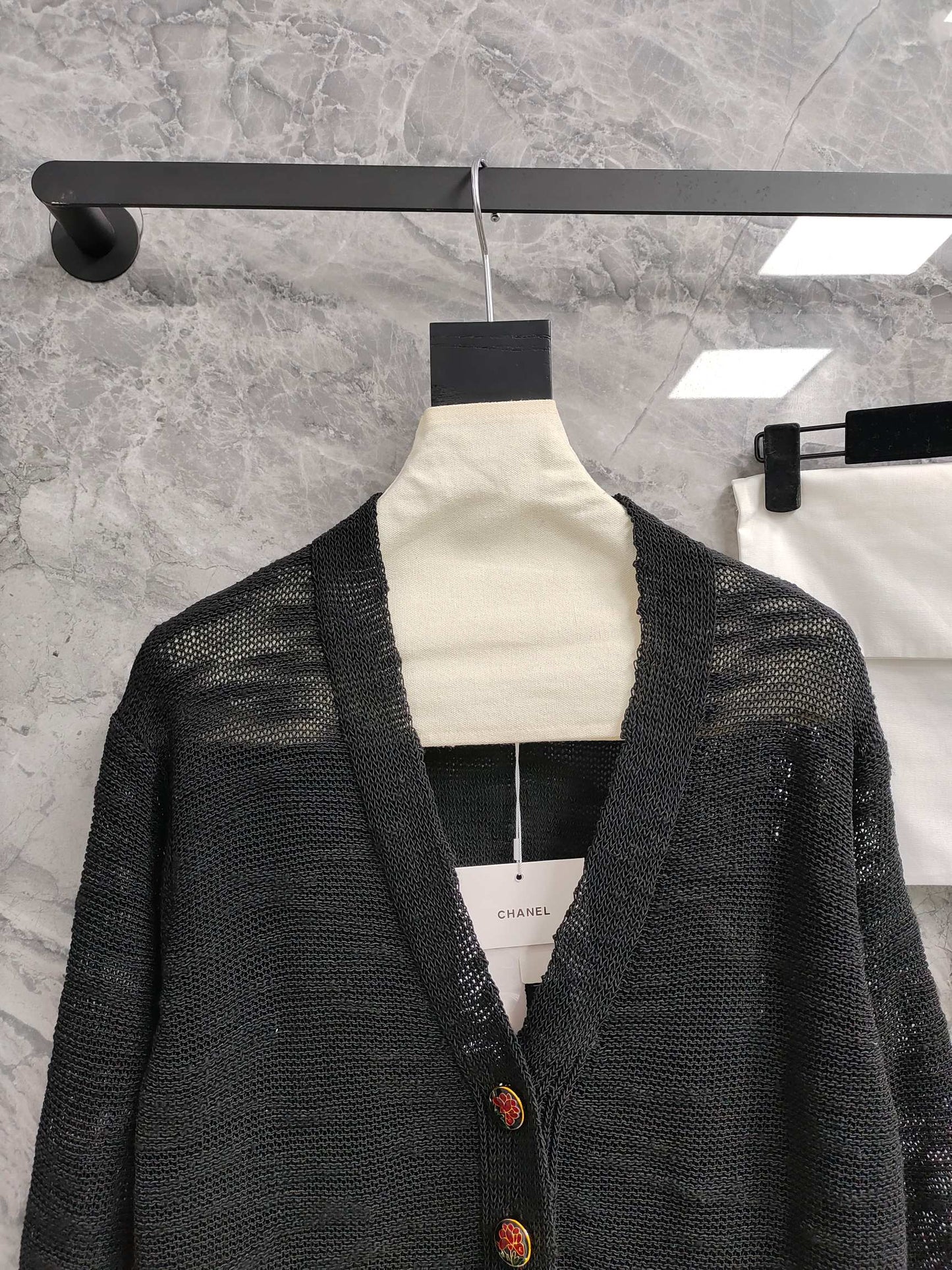 小香家-金線刺繡V領針織開襟衫